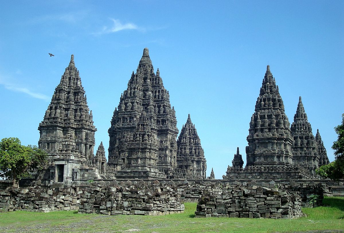 Perbedaan candi india dan indonesia