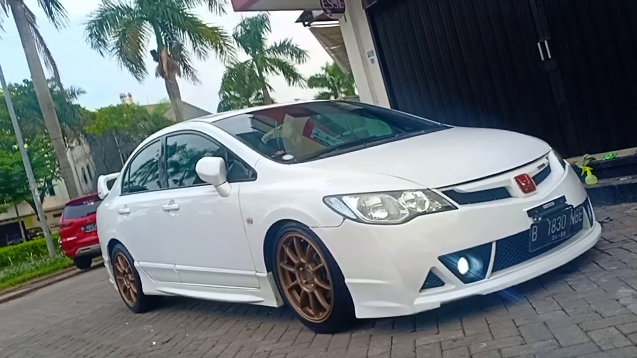 Perbedaan civic fd1 dan fd2