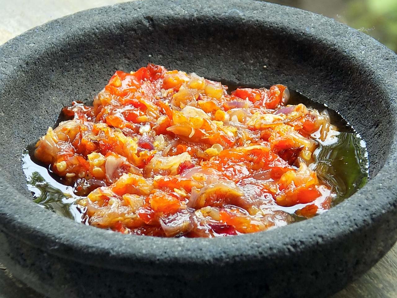 Perbedaan sambal korek dan sambal bawang